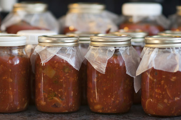 Spaghetti sauce pots