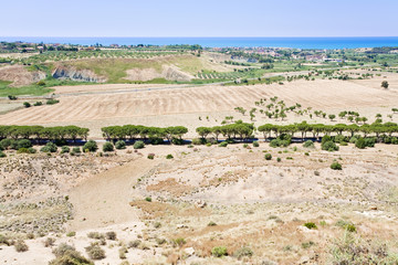 Fototapeta na wymiar wiejskie Widok na wybrzeżu Morza Śródziemnego w pobliżu Agrigento, Sycylia