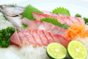 イサキの刺身