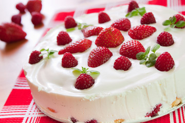 Gâteau fraises et framboises