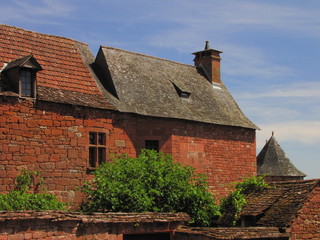 Fototapeta na wymiar Village de Collonges-la-Rouge ; Limousin ; Quercy ; Périgord