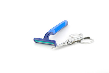 Shaving-set and nail scissors