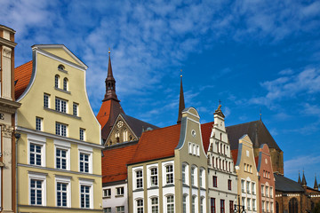 Historische Gebäude in Rostock.