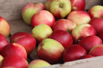 Apples in wooden crate