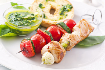 Hähnchengrillspiess