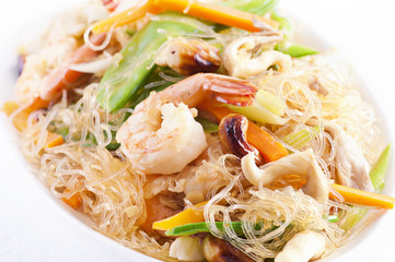 Pad woon sen mit Garnelen © HLPhoto