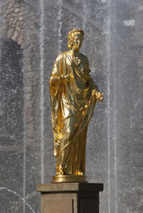 Statue im Peterhof