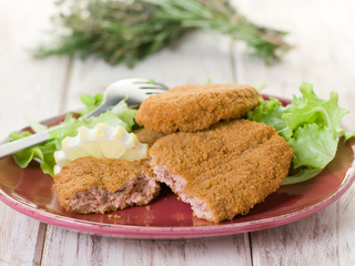 salmon croquettes with green salad