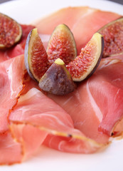 jambon serrano et figues fraiches