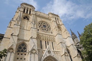 Fototapeta na wymiar France, cathédrale de Bordeaux