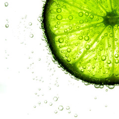 lime slice in water