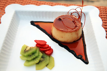 caramel cake