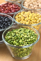 Split peas and other legumes (black, canary, kidney beans)
