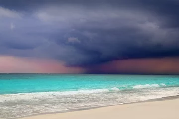 Foto auf Acrylglas Hurrikan tropischer Sturm beginnt karibisches Meer © lunamarina