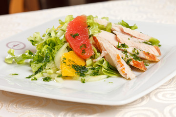 salad with chicken