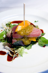 Thunfischfilet mit Mango