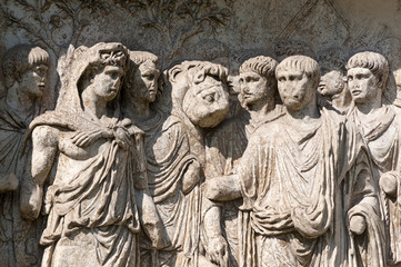 Fototapeta na wymiar Benevento (Campania, Włochy): arch. Roman znany jako Arco di Traiano