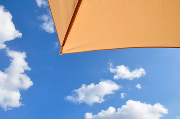 Blick zum Himmel