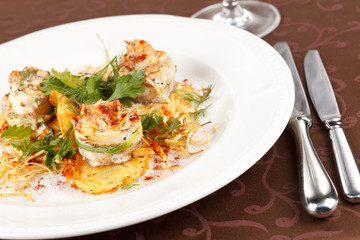 fish roll with sauce