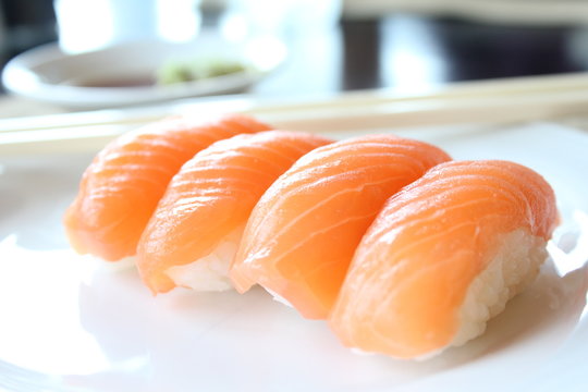 suhi salmon