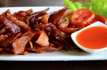 fried pork with chilli sauce