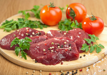 raw beef with spices