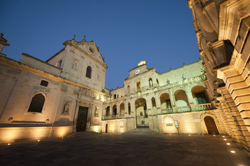Lecce (Puglia, Italy): The main square at evening (Baroque style