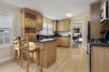 Kitchen with breakfast bar