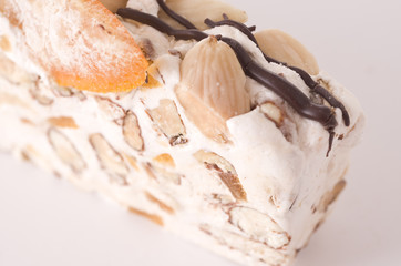 Torrone bianco