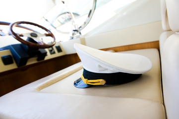 yacht © xy