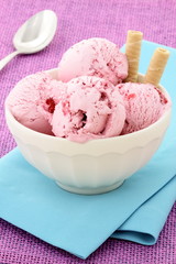 delicious mixed berries ice cream