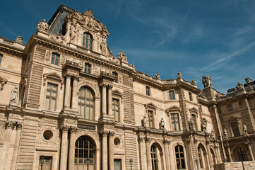 Obraz premium musée du Louvre à Paris