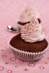 Cupcakes with strawberry ceram