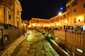 voie romaine à arpino, dans le latinium en italie