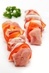 Fleischspieße mit Paprika