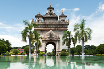 Patuxai in Vientiane - 35313944