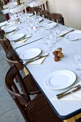 Bistrot, restaurant, déjeuner, dîner, auberge, table