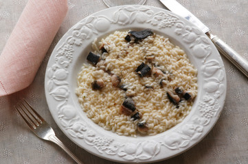 Arroz con anguila
