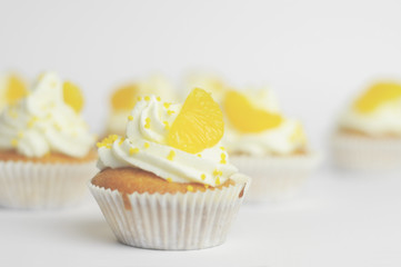 Cupcake mit Mandarine