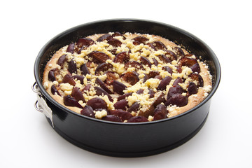 Zwetschgenkuchen in der Backform