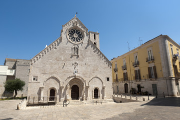 Fototapeta na wymiar Ruvo (Bari, Puglia, Włochy) - Stary katedra w stylu romańskim