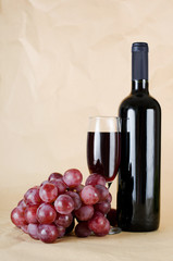 Obraz premium Red wine glass
