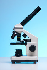 Microscope