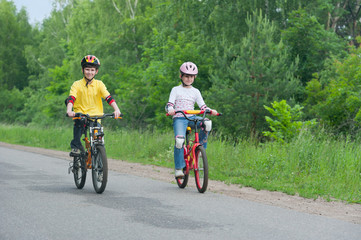 Fototapeta premium Walk on bicycles