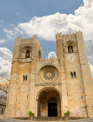Fototapeta na wymiar cathedral of Lisbon, Portugal