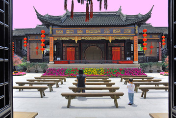 Fototapeta premium Shanghai Zhouzhuang ancient Chinese theatre