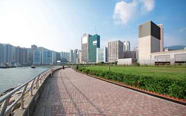 Fototapeta premium jogging path beside the coast