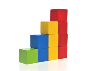 Fototapeta premium Farbige Spielwürfel Treppe