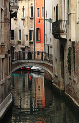 Obraz na płótnie Canvas Small canal in Venice
