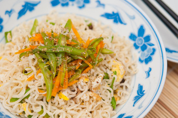 Simple vegetarian noodles